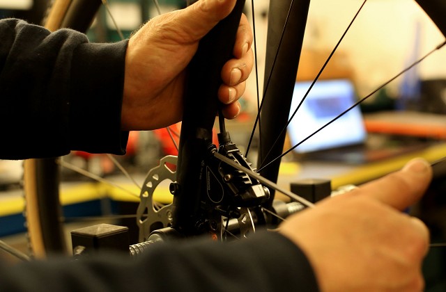 bicycle repair shop, bicycle mechanic